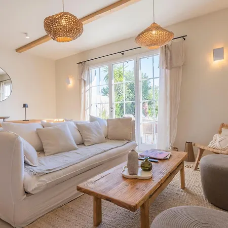 Maison Avec Piscine Et Amarrage Grimaud