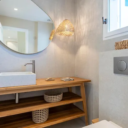 Maison Avec Piscine Et Amarrage Villa