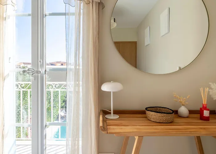 Maison Avec Piscine Et Amarrage *