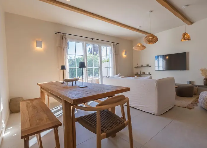 Maison Avec Piscine Et Amarrage *