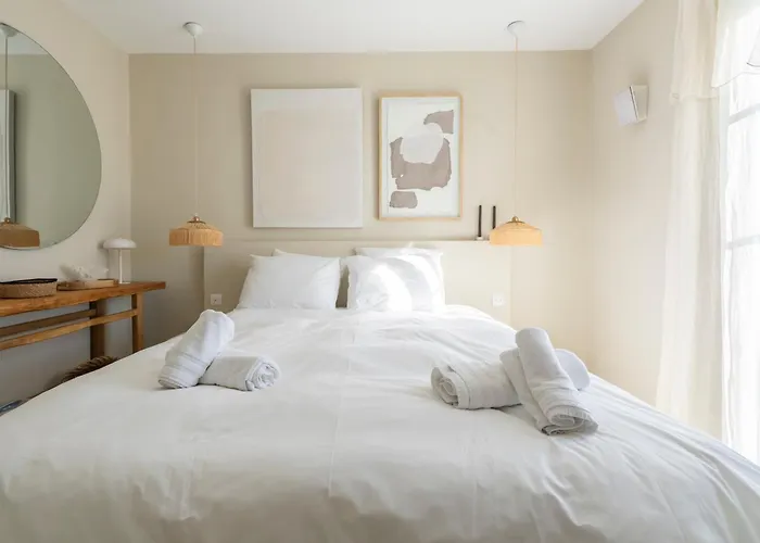 Maison Avec Piscine Et Amarrage